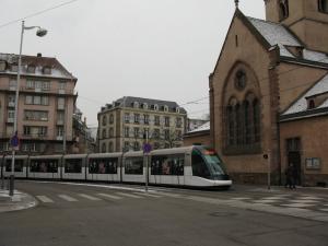 Трамвай и церковь Св. Николая в Страсбурге