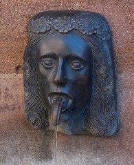 Фонтан «Hiserlein» в Нюрнберге, Германия