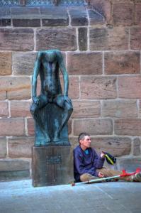 Скульптура перед церковью Cв. Клары, Нюрнберг