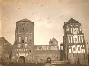 Мирский замок в 1910-1930-х