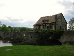 Старая мельница, Вернон, Франция