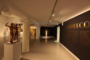 Выставка ар-деко в музее Амоса Андерсона в Хельсинки, Финляндия