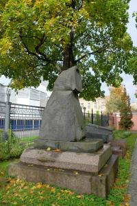 Новодевичье кладбище, Санкт-Петербург. Могила вице-адмирала Павла Яковлевича Шкота и его жены