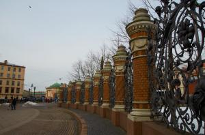 Решетка Михайловского сада около Спаса на Крови, Санкт-Петербург