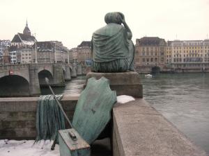 Скульптура Гельвеции, Базель, Швейцария
