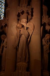 Кафедральный собор Страсбурга, интерьер, Колонна ангелов