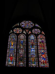 Кафедральный собор Страсбурга, витраж с изображением воинов-мучеников и епископов