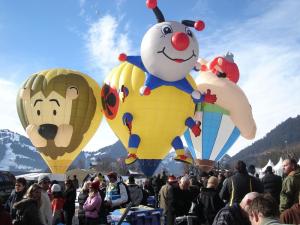 Фестиваль воздушных шаров в Шато-д'Оэкс, Швейцария