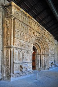 Монастырь Санта-Мария-де-Риполь, Каталония, Испания