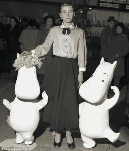 Туве Янссон с муми-троллями, 1956 год