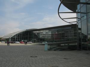 Комплекс Audi Forum в Ингольштадте, центр обслуживания клиентов