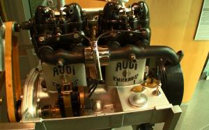 Музей «Ауди» в Ингольштадте, двигатель Audi 14/35 PS