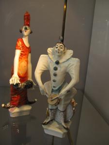 Музей Мейсенской фарфоровой мануфактуры. «Музицирующие клоуны» (Петер Штранг, 1993-94)