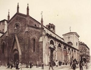 Фасад церкви Сан-Доменико в Турине после реставрации