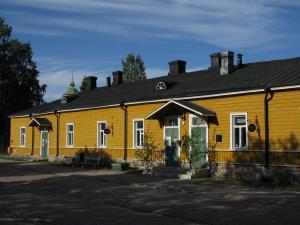 Крепость в Лаппеенранте, офицерский дом и церковь Крепость Лаппеенранты, офицерский дом и церковь