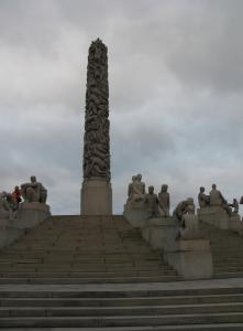 Парк скульптур Вигеланна в Осло, Норвегия