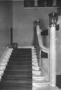 Дом Бажанова. Архивное фото парадной лестницы