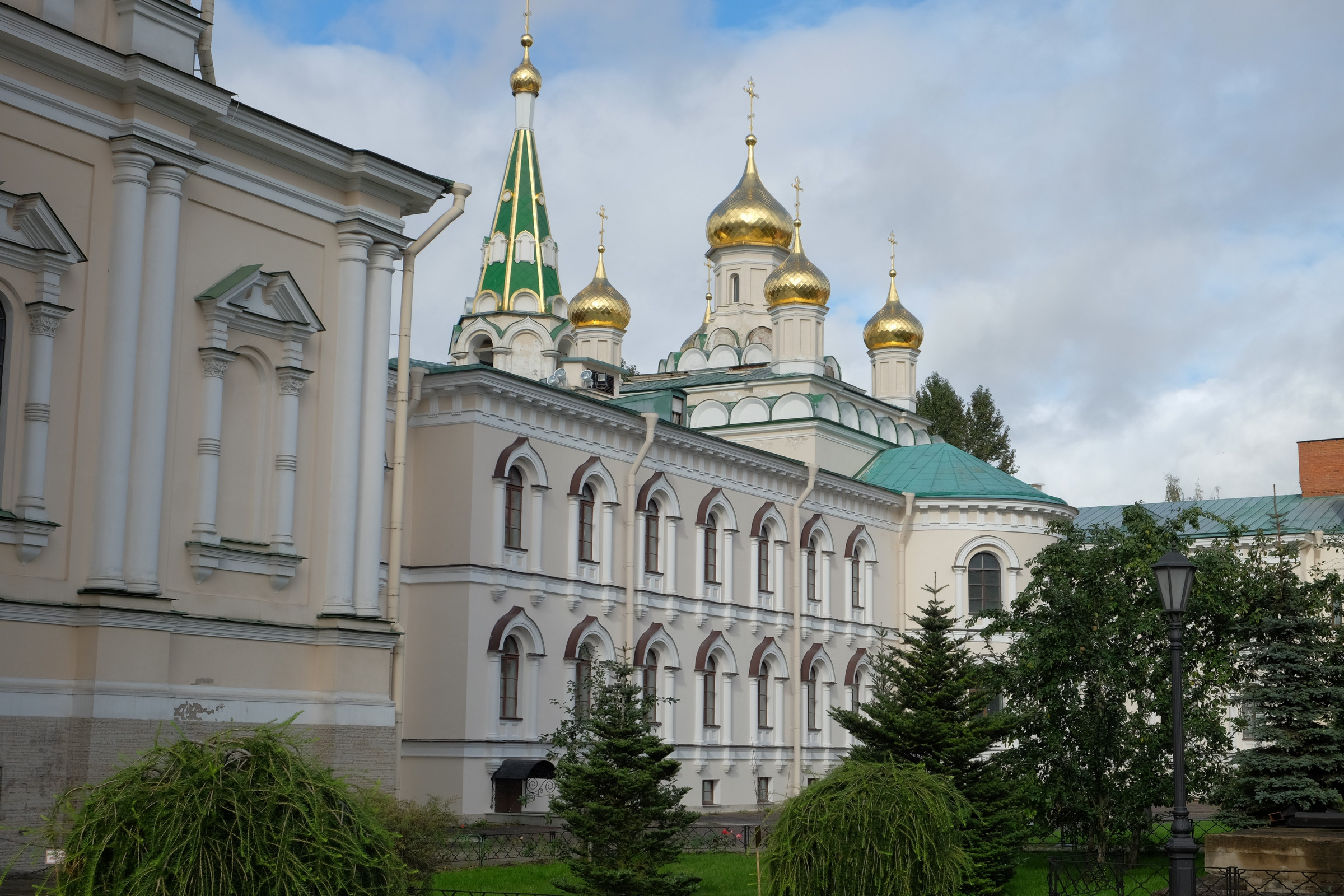 Новодевичий монастырь санкт петербург