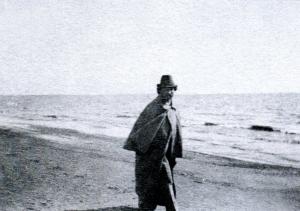 Илья Репин на берегу Финского залива (начало 1900-х)