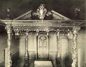 Сень над престолом главного алтаря Сампсониевского собора после реставрации 1908-1909 годов