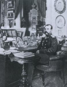 Император Александр II в своем рабочем кабинете