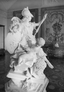 Екатерина II в образе Минервы, статуя Ж. П. Тассара, Эрмитаж