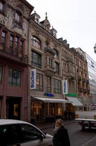 Торговая улица Freie Strasse в Базеле Торговая улица Freie Strasse, Базель, Швейцария