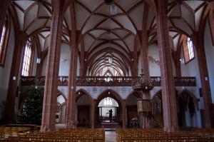 Церковь Leonhardskirche, Базель, Швейцария