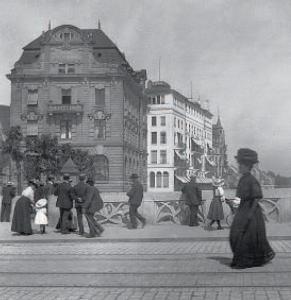 Здание банка, ныне часть отеля Les Trois Rois, фото начала XX века