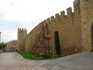 Крепостная стена в Монблане, Каталония, Испания