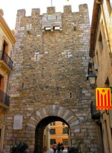 Ворота Бове в Монблане, Каталония, Испания