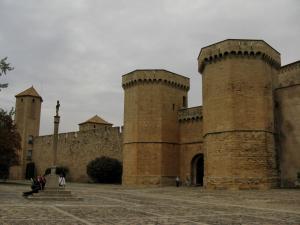 Королевские ворота монастыря Поблет, Каталония, Испания
